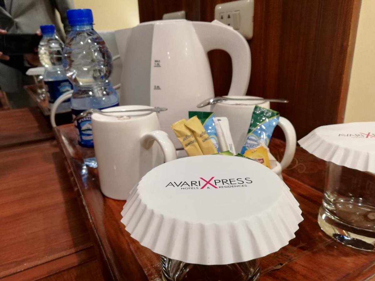 Avari Xpress Fajsalabad Zewnętrze zdjęcie